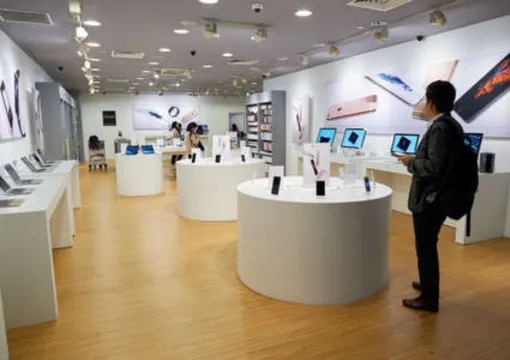 Electronics and Technology Showroom interior design